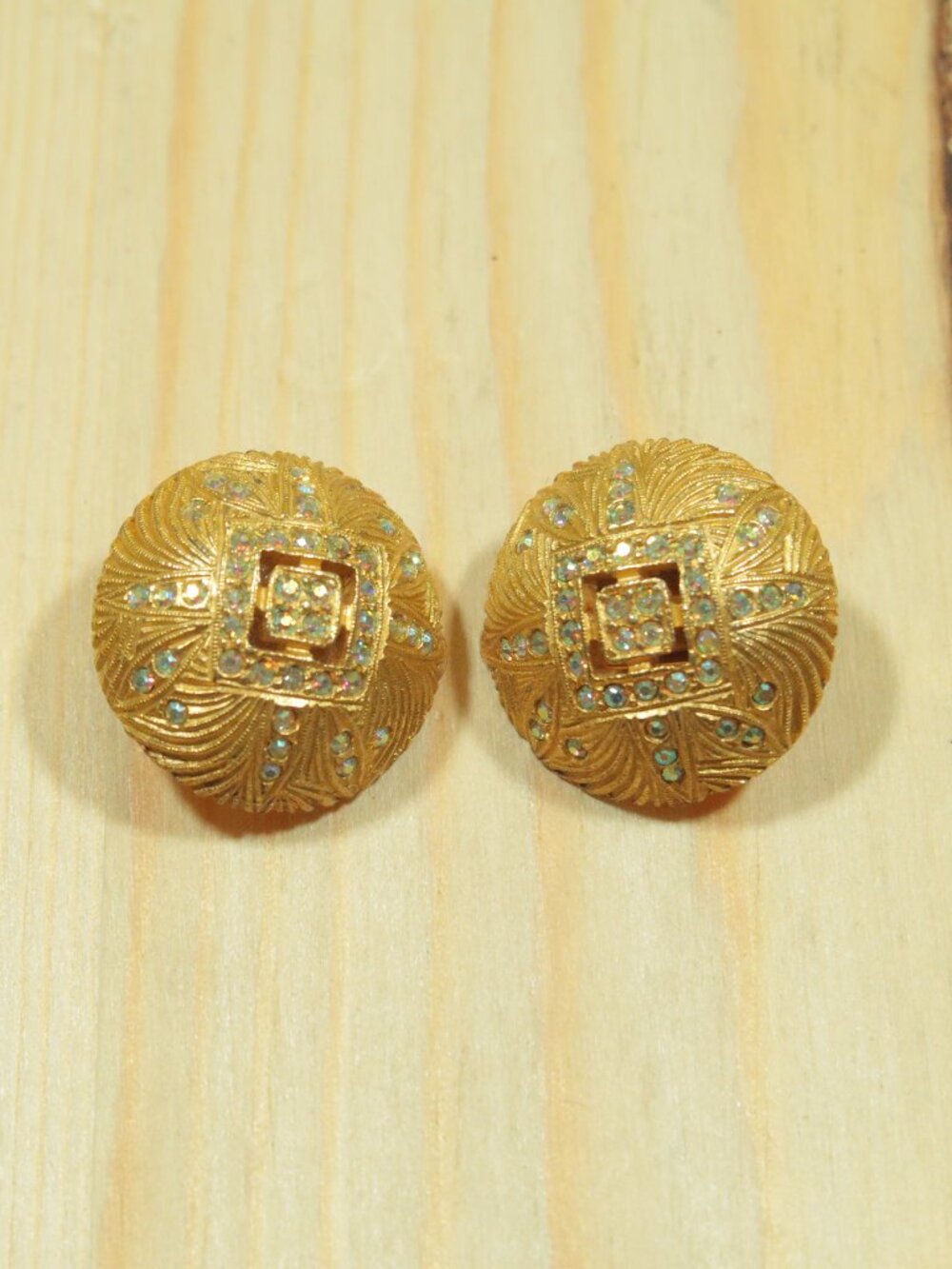 Vintage Bellini Rhinestone Clip On Earrings 1" Gold Color Costume Jewelry
